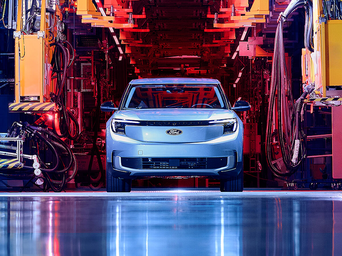 Ford startet Serienproduktion des vollelektrischen Explorer im neuen Kölner Electric Vehicle Center error_file_does_not_exist