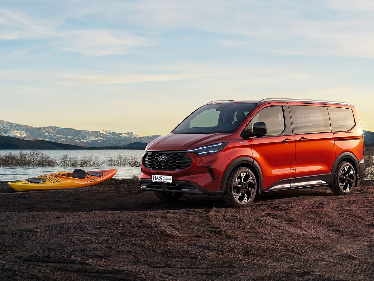 FORD E-TOURNEO CUSTOM: NEUER PERSONENTRANSPORTER MIT VOLLELEKTRISCHEM ANTRIEB UND SOUVERÄNEM PLATZANGEBOT error_file_does_not_exist