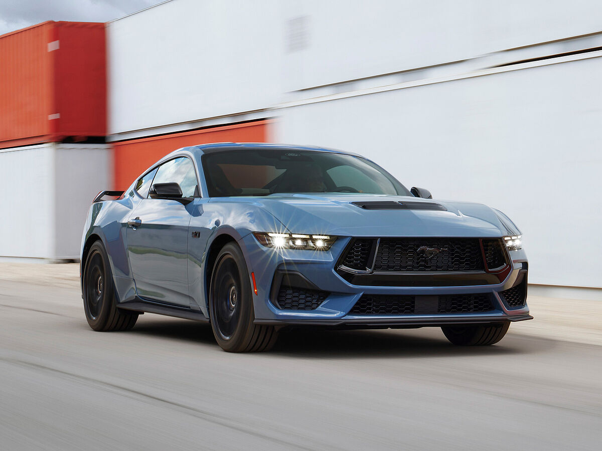 DER NEUE FORD MUSTANG SETZT NEUE PONY CAR-MASSSTÄBE IN PUNCTO DESIGN, PERFORMANCE UND DIGITALISIERUNG error_file_does_not_exist