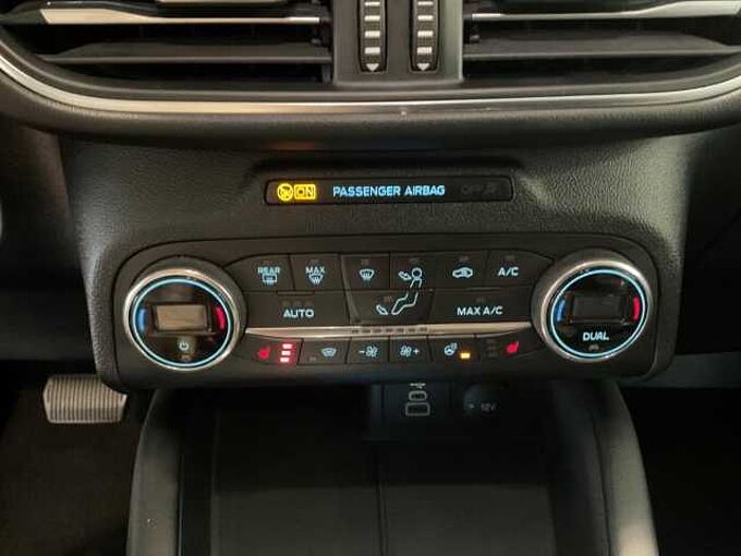 Ford Kuga Plug-In Hybrid Vignale PDC. RÜCKF. NAVI. Winter-P 