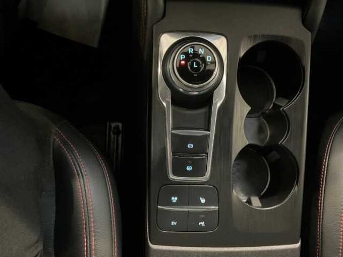 Ford Kuga ST-Line X NAVI. PDC. RÜCKF. Frontkamera + Sitzheizung 