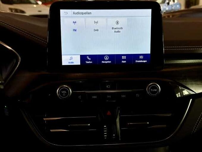 Ford Kuga Vignale+Automatik+AHK+B&O+Head-Up+Key-Free 