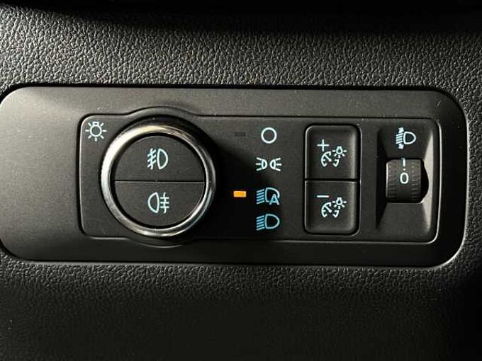 Ford Kuga ST-Line+5 J. Garantie*+Allrad+Kamera+BLIS 