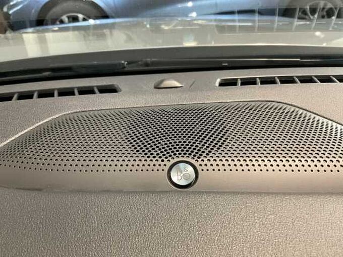 Ford Kuga Plug-In Hybrid Vignale NAVI. PDC. RÜCKF. Sitzheizung