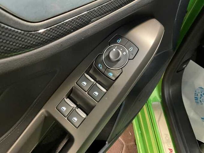 Ford Focus ST X AutoM. 3J Garantie. B&O. Kamera. AHK