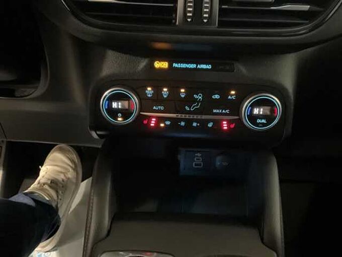 Ford Kuga Plug-In Hybrid ST-Line Winter-P. NAVI. PDC. R&Uuml;CKF. 