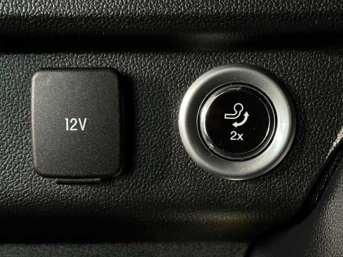 Ford Kuga ST-Line+Allrad+Pano+AHK+Key-Free+Kamera 