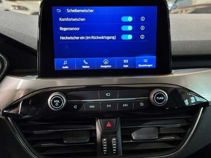 Ford Kuga Titanium+Automatik+AHK+Kamera+Key-Free