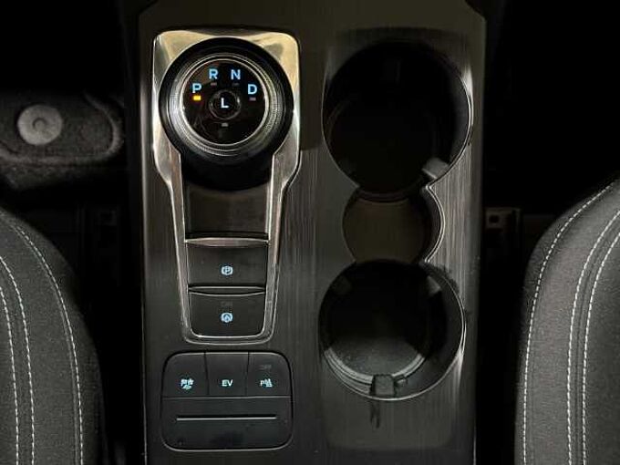 Ford Kuga Cool&Connect+Automatik+AHK+PDC+Winter-P.