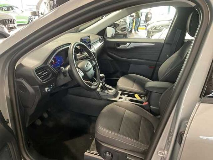 Ford Kuga Titanium Winter-P, R&Uuml;CKF. NAVI. PDC. Allwetterreifen 