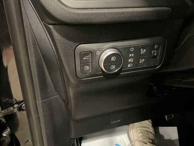 Ford Kuga Plug-In Hybrid ST-Line X Pano. Winter-P. R&Uuml;CKF. PDC.NAVI 