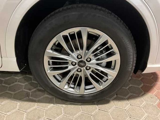 Ford Kuga Plug-In Hybrid Vignale Pano. RÜCKF. NAVI. PDC. Frontkamera