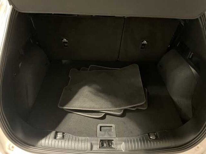 Ford Kuga Plug-In Hybrid Vignale Pano. RÜCKF. NAVI. PDC. Frontkamera