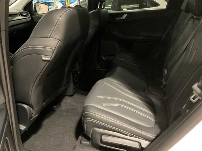 Ford Kuga Plug-In Hybrid Vignale Pano. RÜCKF. NAVI. PDC. Frontkamera