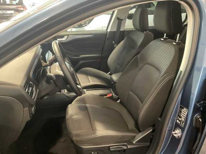 Ford Focus Turnier Titanium 4J Garantie. R&Uuml;CKF. NAVI. PDC 