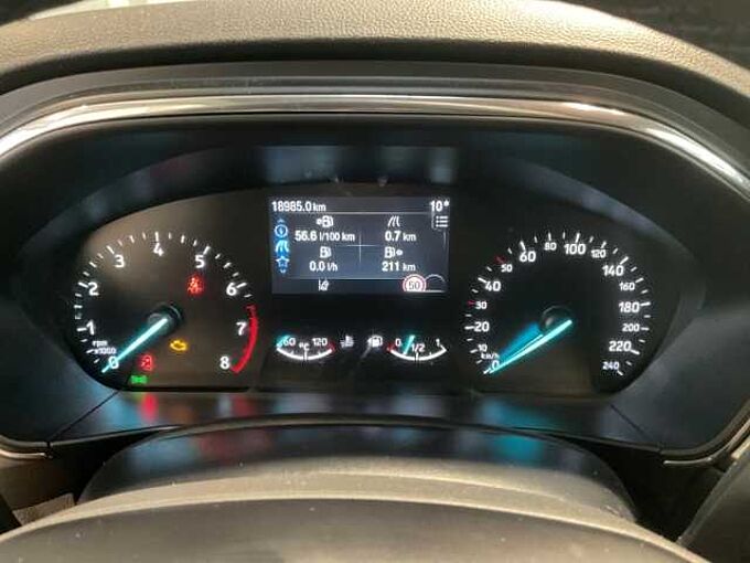 Ford Focus Turnier Titanium 4J Garantie. R&Uuml;CKF. NAVI. PDC 