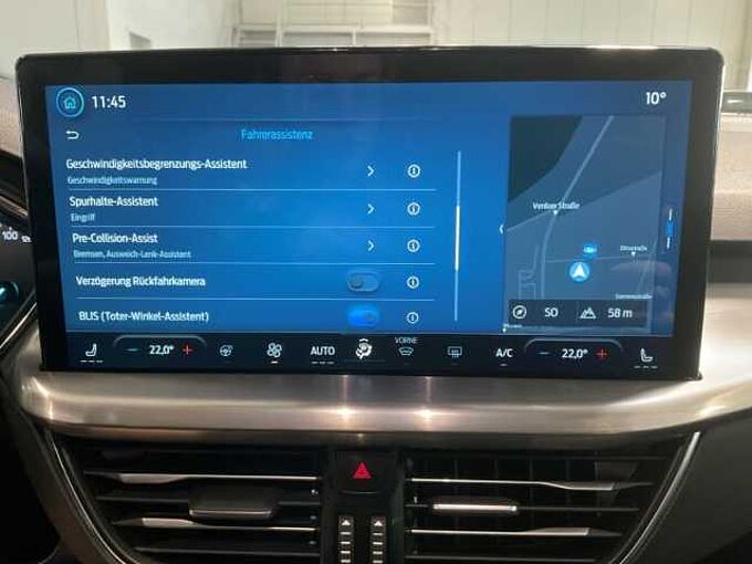 Ford Focus Turnier Titanium 4J Garantie. R&Uuml;CKF. NAVI. PDC 