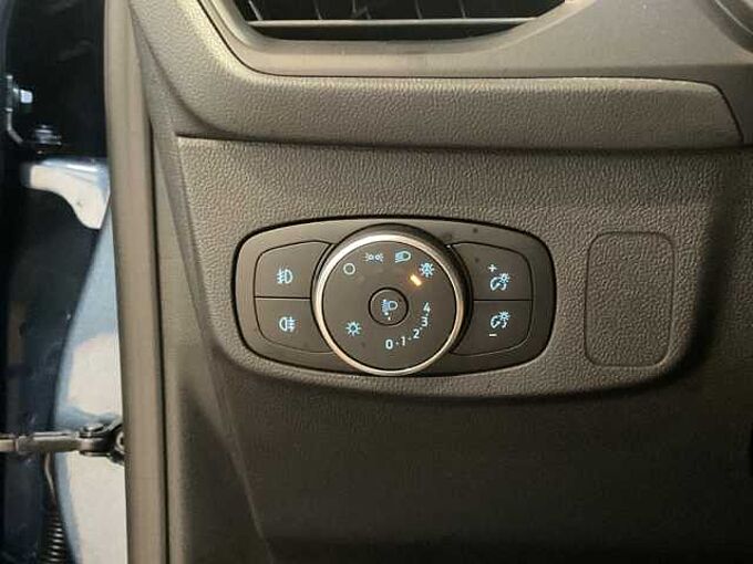 Ford Focus Turnier Titanium 4J Garantie. R&Uuml;CKF. NAVI. PDC 