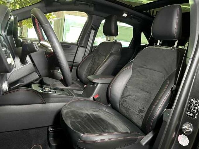 Ford Kuga ST-Line X+Pano+AHK+Head-Up+B&O+Key-Free