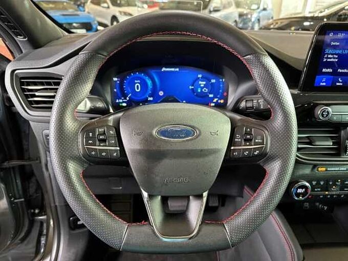 Ford Kuga ST-Line X+Pano+AHK+Head-Up+B&O+Key-Free