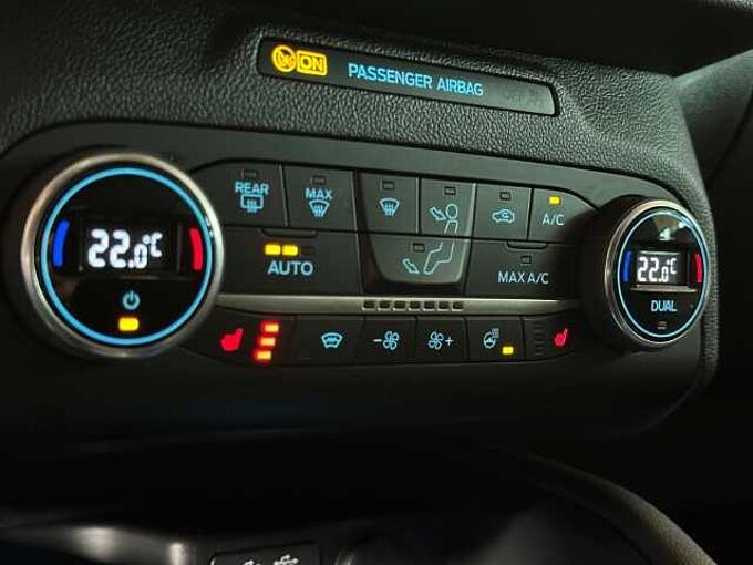 Ford Kuga Titanium X+Automatik+AHK+Kamera+B&O+Navi 