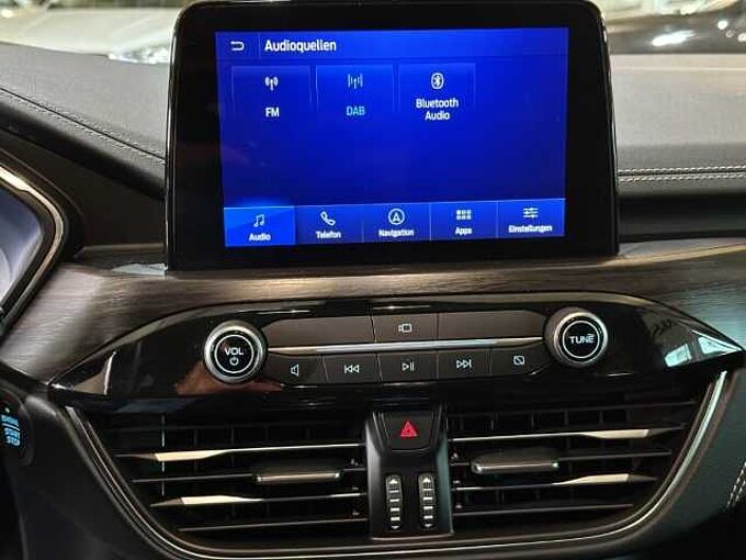 Ford Kuga Vignale+Pano+AHK+B&O+Head-Up+Key-Free 