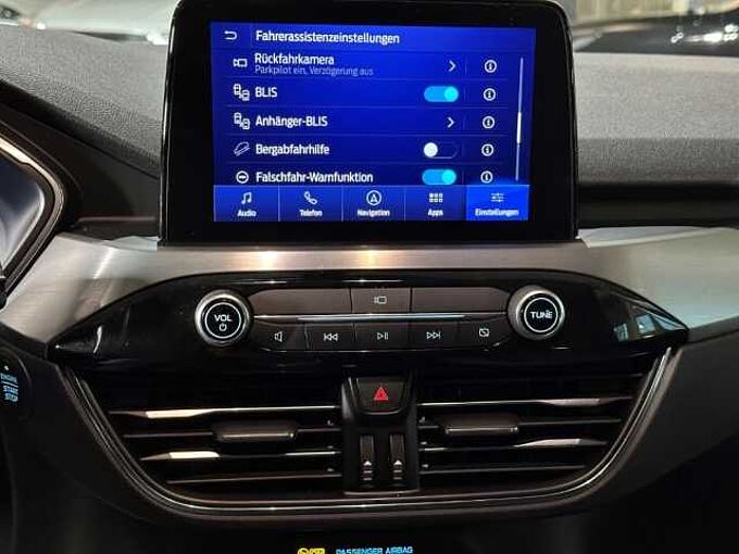 Ford Kuga Titanium X+Automatik+AHK+B&O+Kamera+Navi 