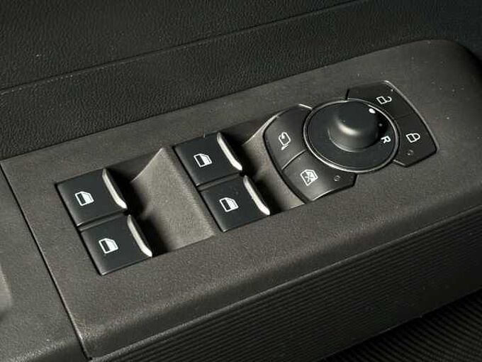 Ford Tourneo Courier Titanium+Navi+Kamera+Klima+Tempo 