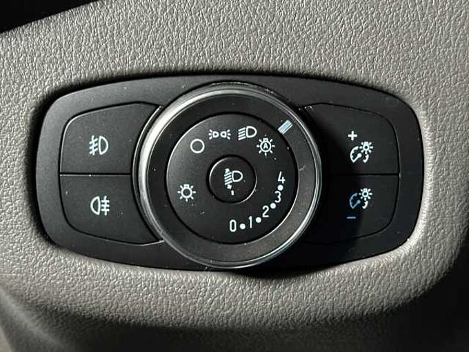 Ford Tourneo Connect Titanium L2+Automatik+Kamera 