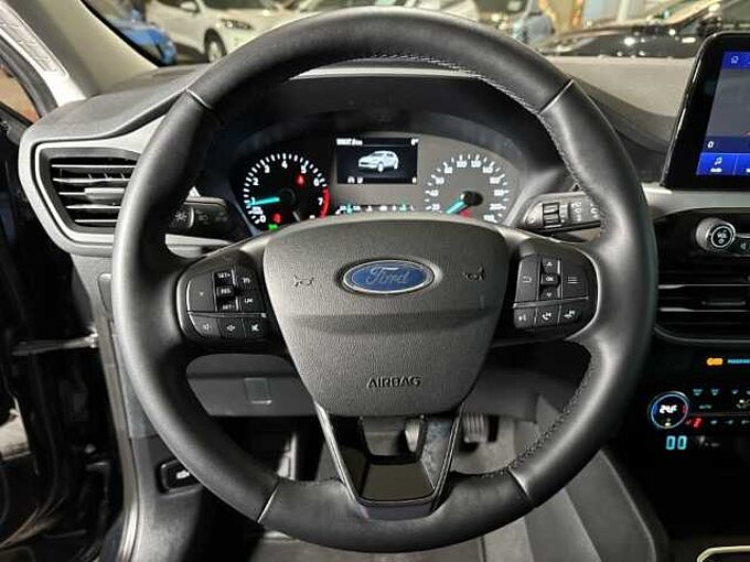Ford Kuga Cool&Connect+PDC+Navi+Winter-P.+Tempo 