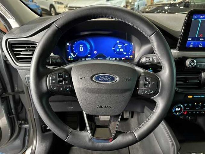 Ford Kuga Titanium+Automatik+Kamera+Key-Free+Navi 