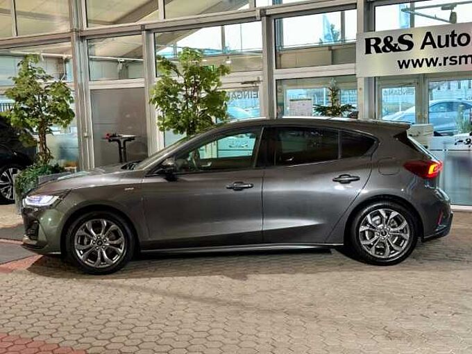 Ford Focus ST-Line+Kamera+Navi+Winter-P.+Tempo 