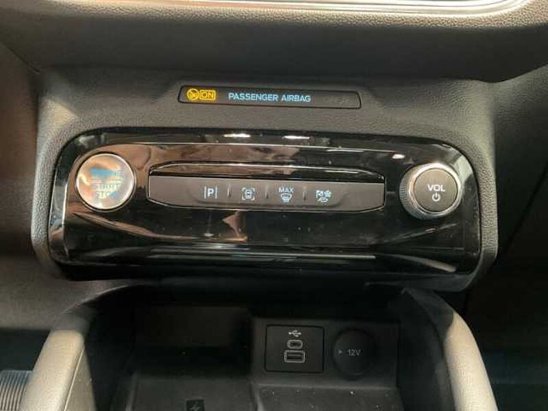 Ford Kuga Active FHEV''FaceLift''+LED+Panorama+Kamera Active FHEV''FaceLift''+LED+Panorama+Kamera