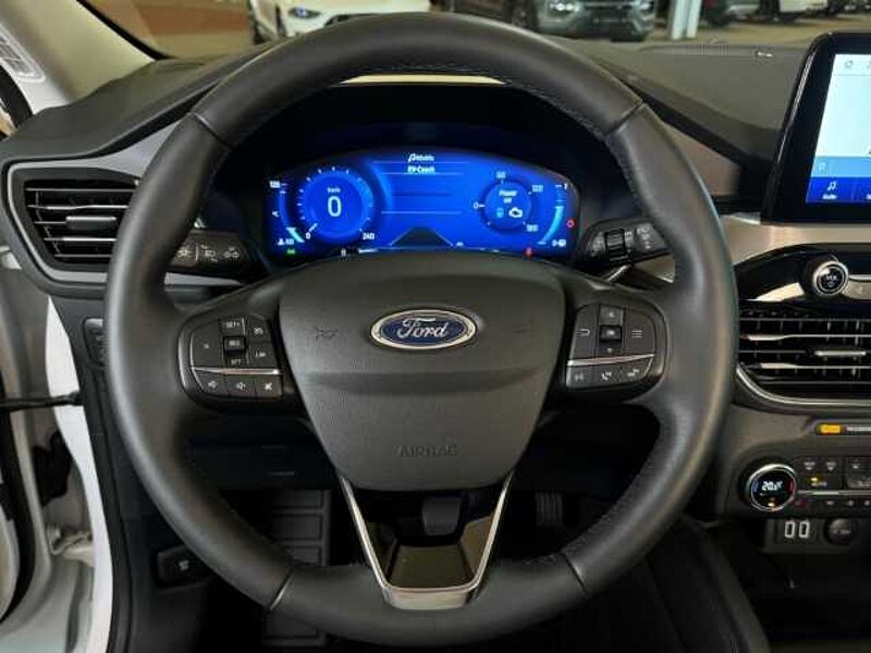 Ford Kuga Titanium X+5 Jahre Garantie*+Automatik+Navi Titanium X+5 Jahre Garantie*+Automatik+Navi