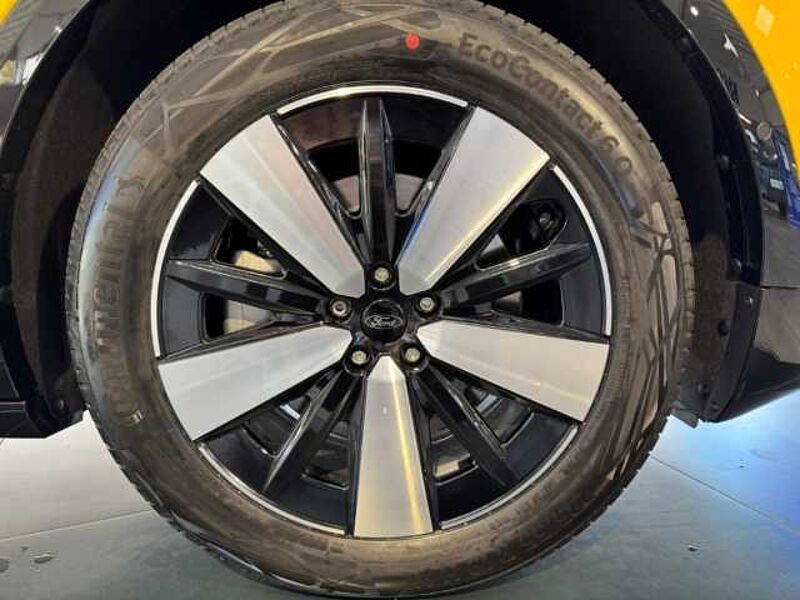 Ford Capri Extended Range LED+Navi+360°+Wärmepumpe+KeyFree Extended Range LED+Navi+360°+Wärmepumpe+KeyFree