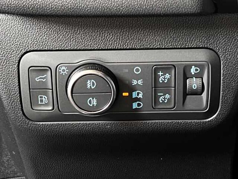 Ford Kuga ST-Line+Automatik+Navi+LED+Key-Free+PDC ST-Line+Automatik+Navi+LED+Key-Free+PDC