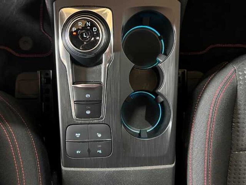 Ford Kuga ST-Line+Automatik+Navi+LED+Key-Free+PDC ST-Line+Automatik+Navi+LED+Key-Free+PDC