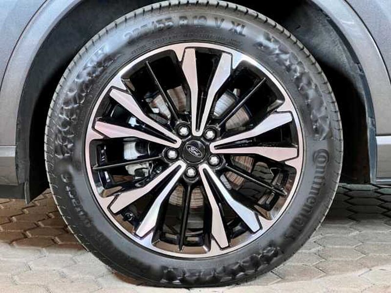 Ford Kuga ST-Line+Automatik+Navi+LED+Key-Free+PDC ST-Line+Automatik+Navi+LED+Key-Free+PDC