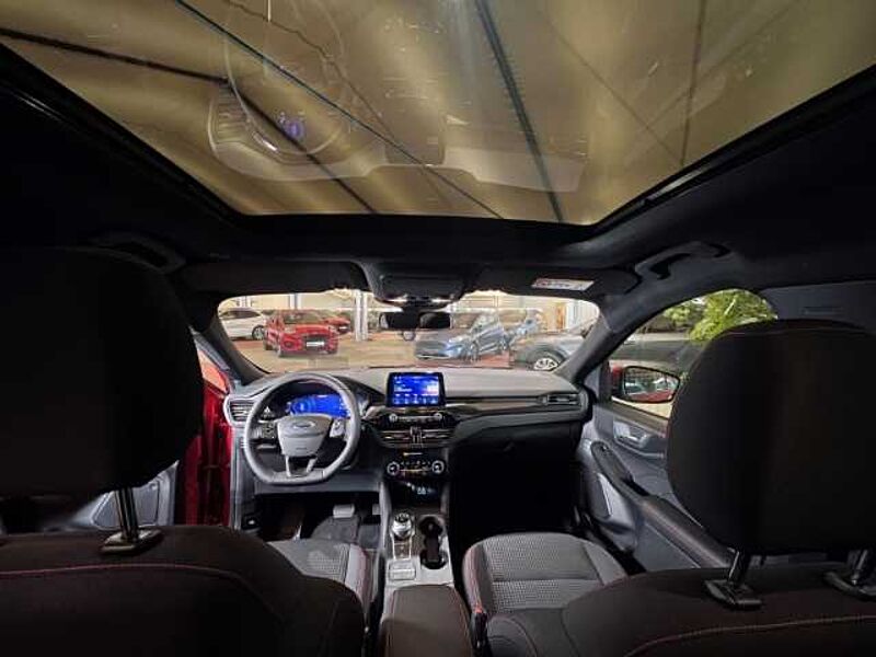 Ford Kuga ST-Line+Automatik+Pano+Navi+Key-Free+LED ST-Line+Automatik+Pano+Navi+Key-Free+LED
