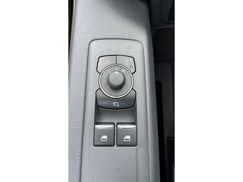 Ford Transit Custom 320 L1 Limited  Automatik+Allrad+KeyFree+Navi