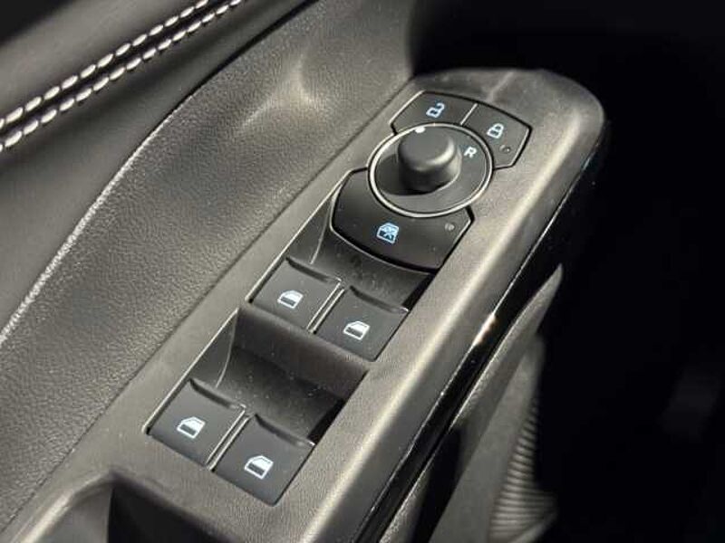 Ford Puma Titanium MHEV+Tempomat+LED+Navigation