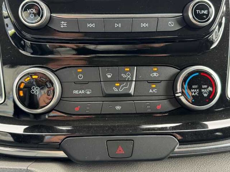 Ford Nugget Limited L1 Aufstelldach+Allwetterreifen+Navi