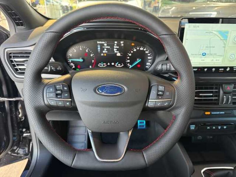 Ford Focus Turnier ST-Line Elektr. -Heckklappe+LED+Navi+Tempomat