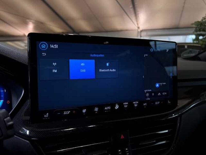 Ford Focus Turnier ST-Line X+5 J. Garantie*+Automatik