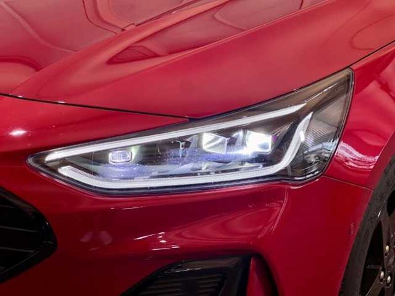 Ford Focus Turnier ST-Line X+5 J. Garantie*+Automatik