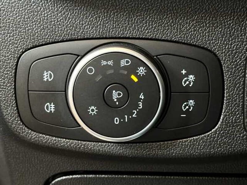 Ford Focus Turnier ST-Line+Navi+PDC+Key-Free+Klima