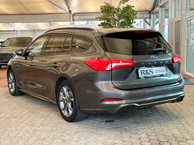 Ford Focus Turnier ST-Line+Navi+PDC+Key-Free+Klima