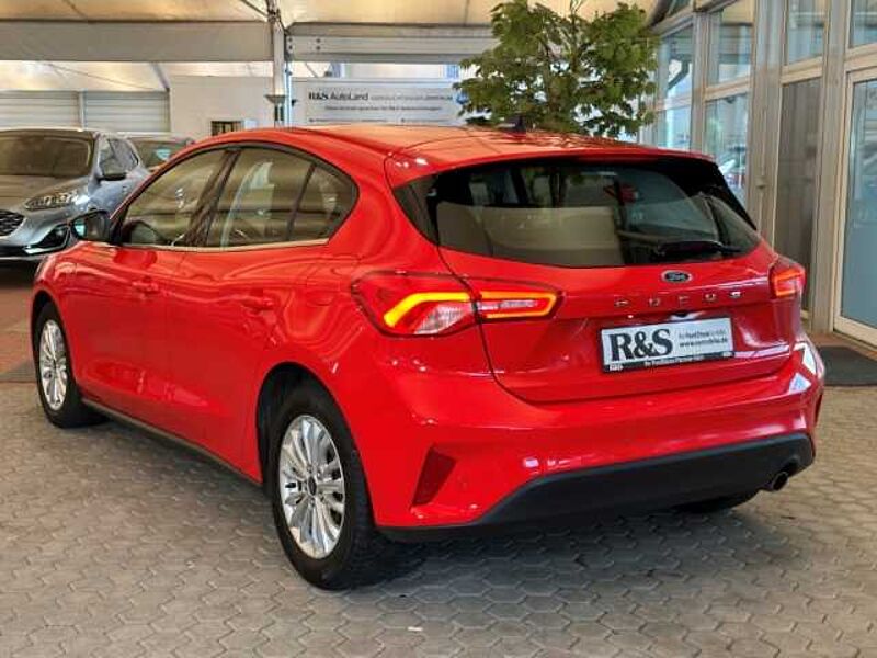 Ford Focus Titanium+Automatik+Navi+Kamera+Key-Free