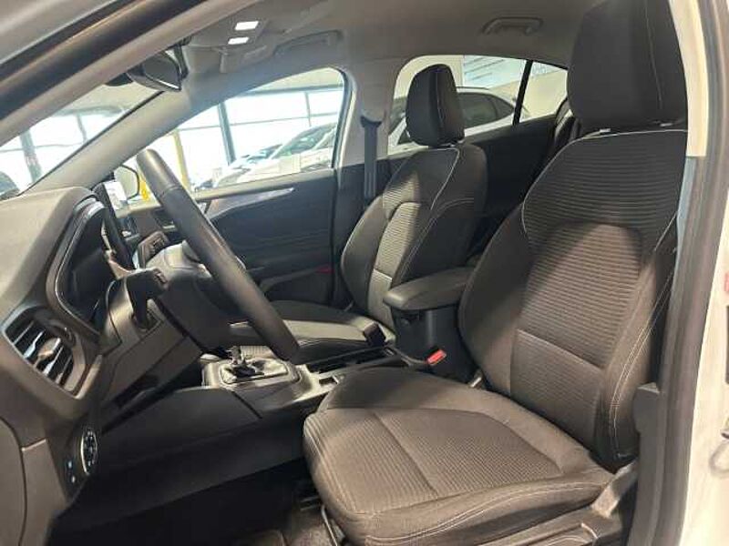 Ford Focus Titanium Design MHEV+Navi+LED+Key-Free