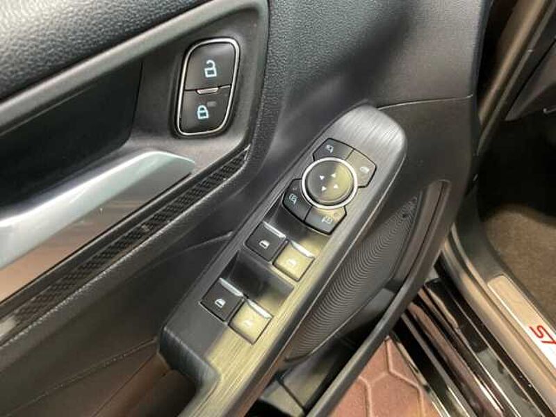 Ford Kuga ST-Line X PHEV+LED+B&O+Pano+KeyFree+Kamera